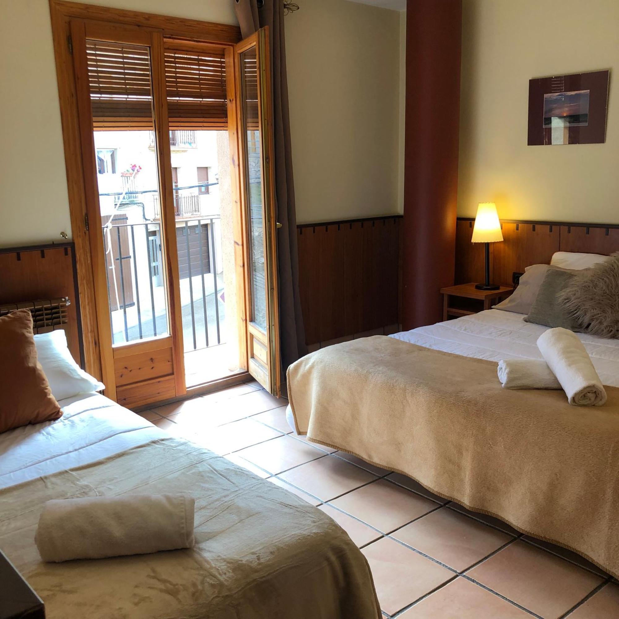 Hostal Tastavins Penarroya De Tastavins Ngoại thất bức ảnh