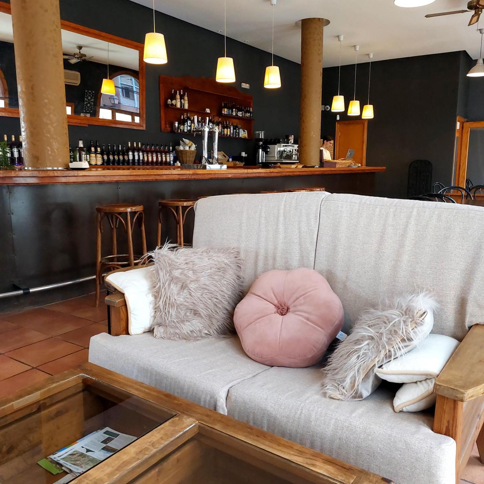 Hostal Tastavins Penarroya De Tastavins Ngoại thất bức ảnh