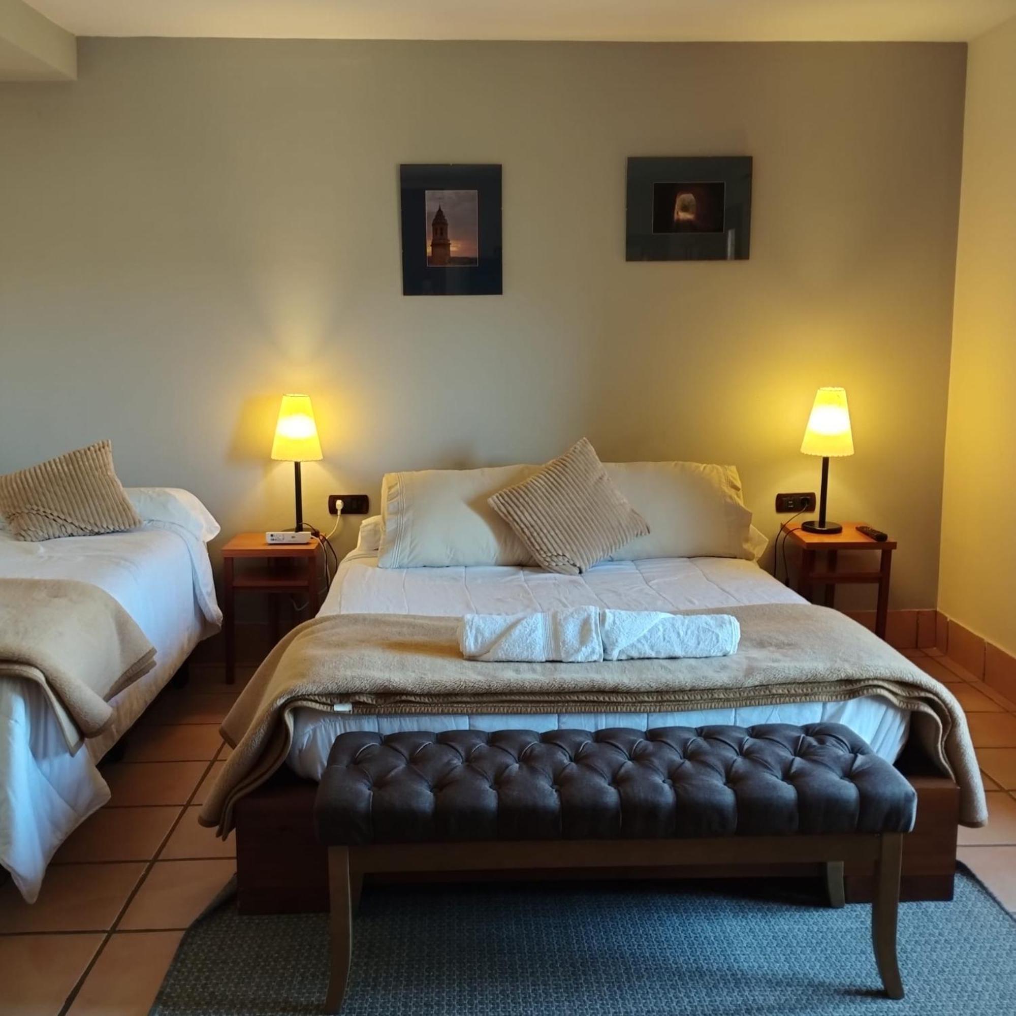 Hostal Tastavins Penarroya De Tastavins Ngoại thất bức ảnh