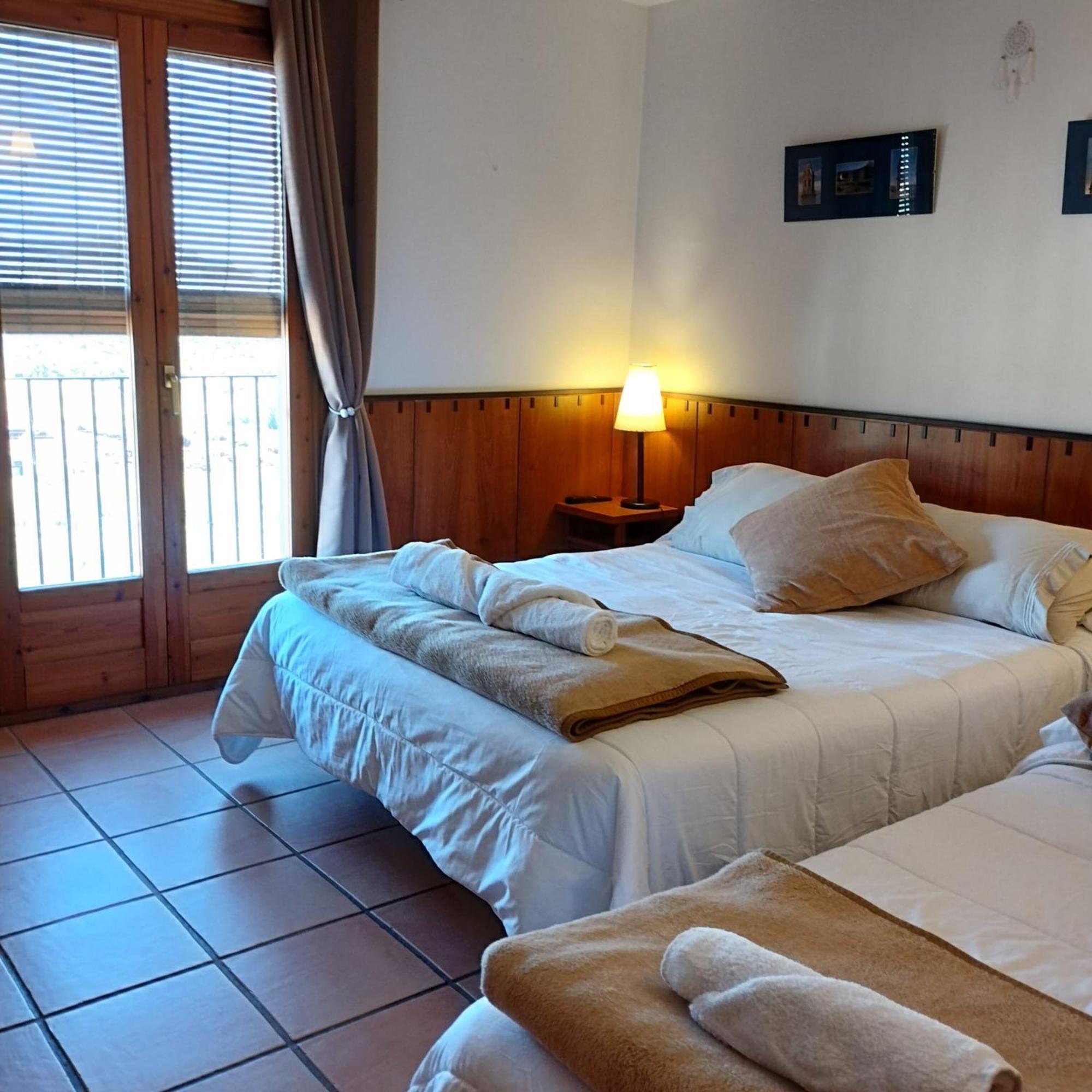 Hostal Tastavins Penarroya De Tastavins Ngoại thất bức ảnh
