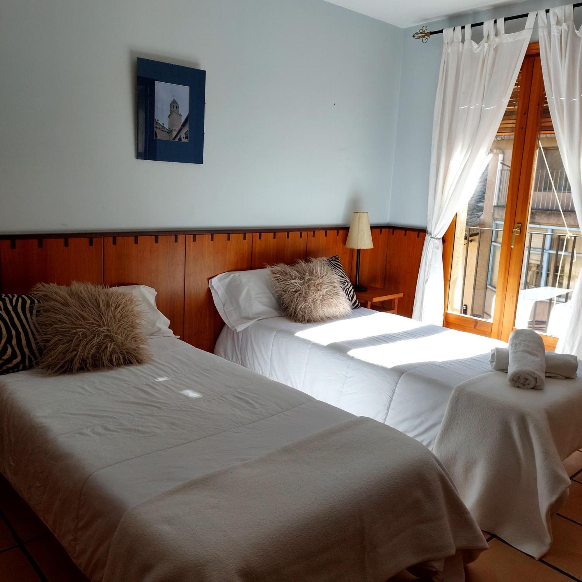 Hostal Tastavins Penarroya De Tastavins Phòng bức ảnh