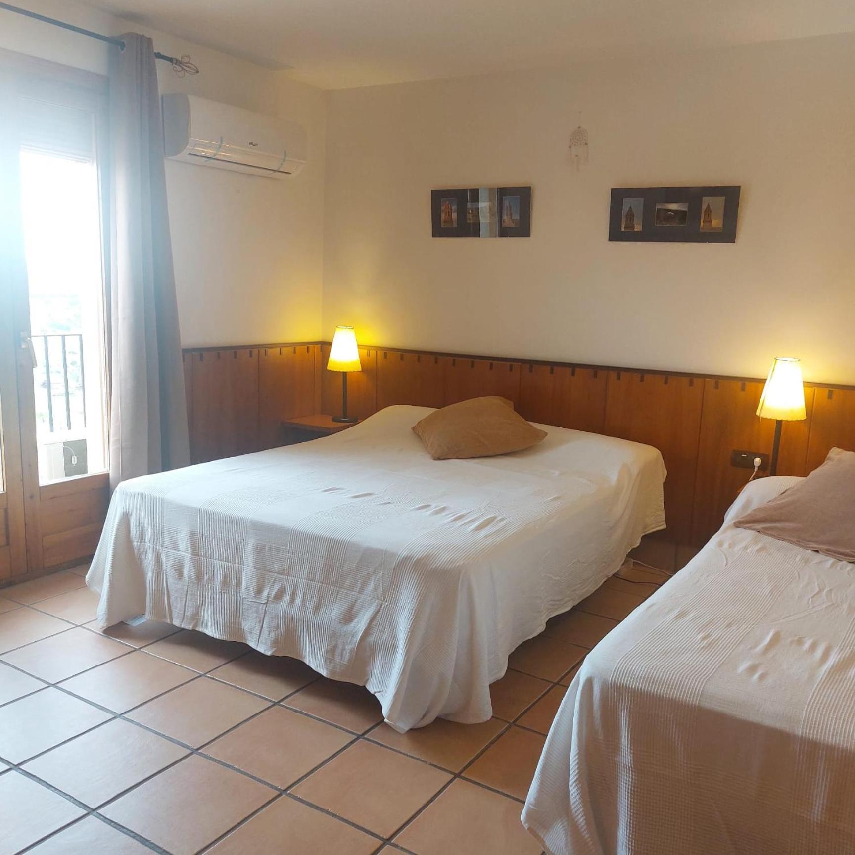 Hostal Tastavins Penarroya De Tastavins Ngoại thất bức ảnh